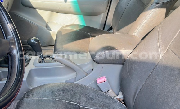 Acheter Neuf Voiture Toyota Hilux Noir à Yaoundé, Central Cameroon Acheter Neuf Voiture Toyota Hilux Noir à Yaoundé, Central Cameroon