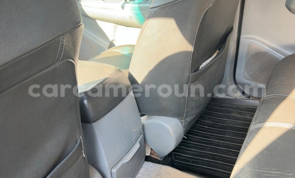 Acheter Neuf Voiture Toyota Hilux Noir à Yaoundé, Central Cameroon Acheter Neuf Voiture Toyota Hilux Noir à Yaoundé, Central Cameroon