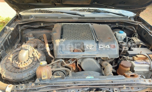 Acheter Neuf Voiture Toyota Hilux Noir à Yaoundé, Central Cameroon Acheter Neuf Voiture Toyota Hilux Noir à Yaoundé, Central Cameroon