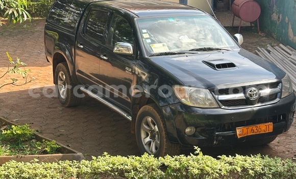 Acheter Neuf Voiture Toyota Hilux Noir à Yaoundé, Central Cameroon Acheter Neuf Voiture Toyota Hilux Noir à Yaoundé, Central Cameroon