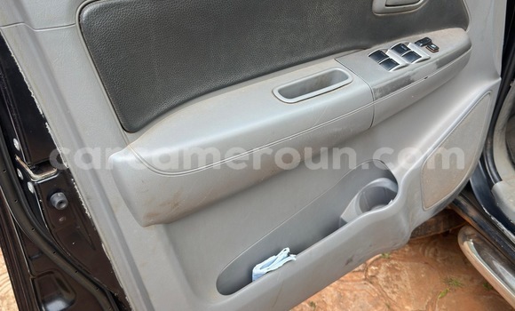 Acheter Neuf Voiture Toyota Hilux Noir à Yaoundé, Central Cameroon Acheter Neuf Voiture Toyota Hilux Noir à Yaoundé, Central Cameroon