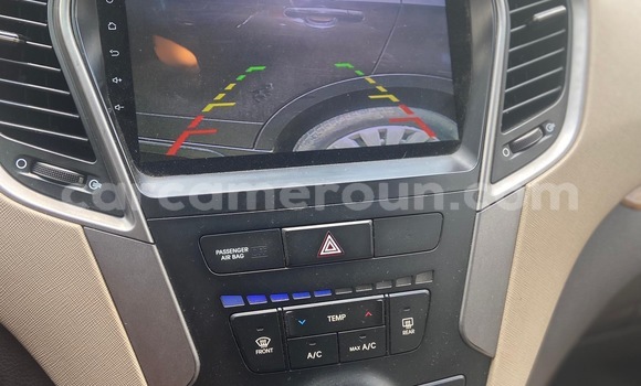 Sayi Na hannu Hyundai Santa Fe Sauran Mota in Douala a Ƙasar Kamaru Sayi Na hannu Hyundai Santa Fe Sauran Mota in Douala a Ƙasar Kamaru