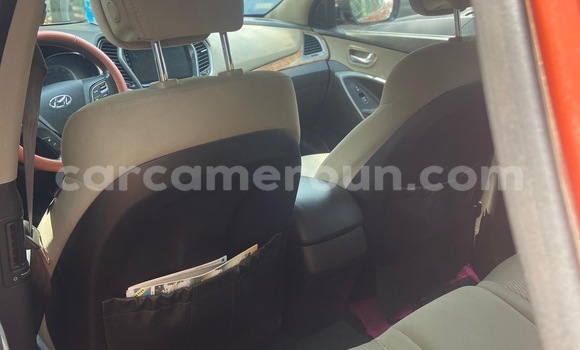 Sayi Na hannu Hyundai Santa Fe Sauran Mota in Douala a Ƙasar Kamaru Sayi Na hannu Hyundai Santa Fe Sauran Mota in Douala a Ƙasar Kamaru