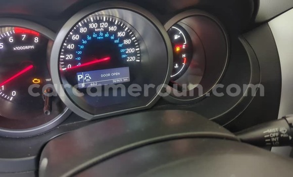 Sayi Na hannu Suzuki Vitara Azurfa Mota in Douala a Ƙasar Kamaru Sayi Na hannu Suzuki Vitara Azurfa Mota in Douala a Ƙasar Kamaru