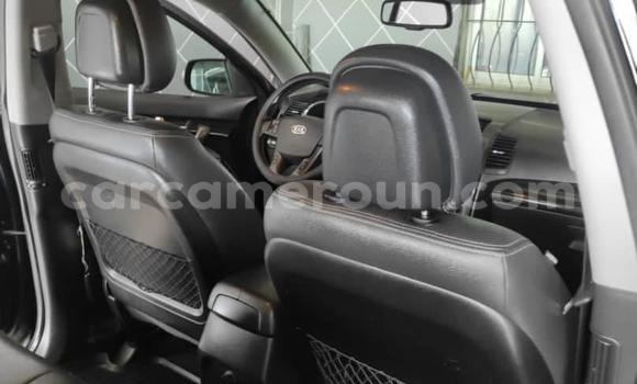 Sayi Na hannu Kia Sorento Black Mota in Douala a Ƙasar Kamaru Sayi Na hannu Kia Sorento Black Mota in Douala a Ƙasar Kamaru