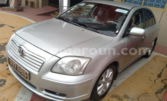 Sayi Na hannu Toyota Avensis Azurfa Mota in Douala a Ƙasar Kamaru Sayi Na hannu Toyota Avensis Azurfa Mota in Douala a Ƙasar Kamaru