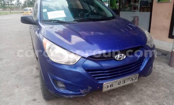 Sayi Na hannu Hyundai Tucson Blue Mota in Douala a Ƙasar Kamaru
