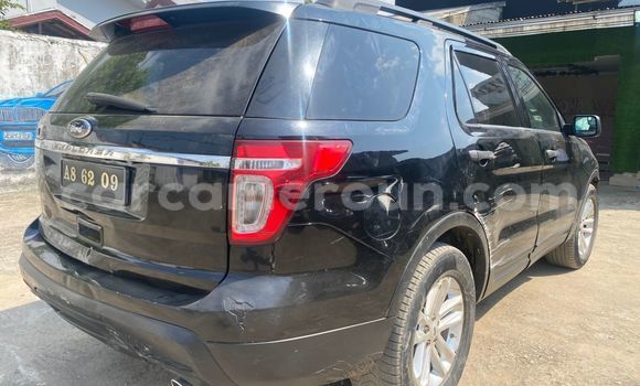 Sayi Imported Ford Explorer Black Mota in Douala a Ƙasar Kamaru Sayi Imported Ford Explorer Black Mota in Douala a Ƙasar Kamaru