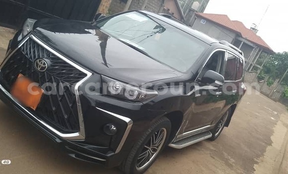Acheter Neuf Voiture Toyota Highlander Noir à Yaoundé, Central Cameroon Acheter Neuf Voiture Toyota Highlander Noir à Yaoundé, Central Cameroon