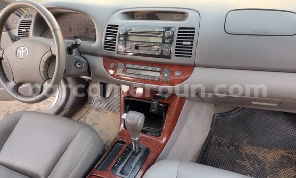 Sayi Sabo Toyota Camry Sauran Mota in Douala a Ƙasar Kamaru Sayi Sabo Toyota Camry Sauran Mota in Douala a Ƙasar Kamaru