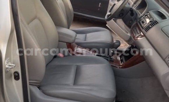 Sayi Sabo Toyota Camry Sauran Mota in Douala a Ƙasar Kamaru Sayi Sabo Toyota Camry Sauran Mota in Douala a Ƙasar Kamaru