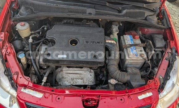 Sayi Na hannu Suzuki Swift Red Mota in Douala a Ƙasar Kamaru Sayi Na hannu Suzuki Swift Red Mota in Douala a Ƙasar Kamaru