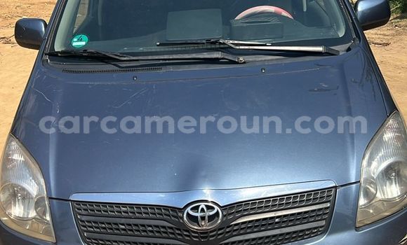 Acheter Occasion Voiture Toyota Corolla Verso Bleu à Douala, Littoral Cameroon