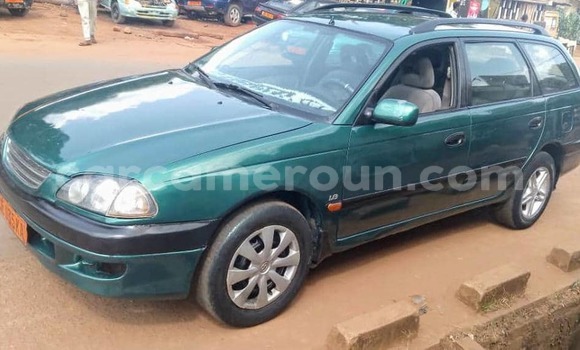 Buy Used Toyota Avensis Green Car in Yaounde in Central Cameroon Buy Used Toyota Avensis Green Car in Yaounde in Central Cameroon