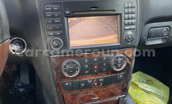 Acheter Import Voiture Mercedes‒Benz ML–Class Blanc à Douala, Littoral Cameroon Acheter Import Voiture Mercedes‒Benz ML–Class Blanc à Douala, Littoral Cameroon