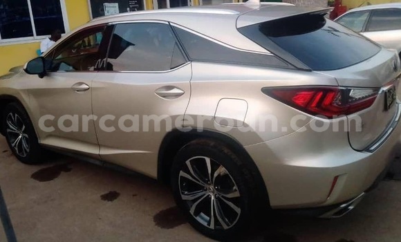 Sayi Imported Lexus RX Sauran Mota in Douala a Ƙasar Kamaru Sayi Imported Lexus RX Sauran Mota in Douala a Ƙasar Kamaru