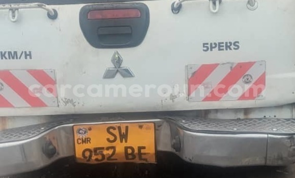 Sayi Na hannu Mitsubishi L200 Azurfa Mota in Douala a Ƙasar Kamaru Sayi Na hannu Mitsubishi L200 Azurfa Mota in Douala a Ƙasar Kamaru