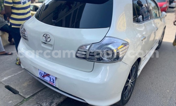 Acheter Neuf Voiture Toyota Blade Blanc à Douala, Littoral Cameroon Acheter Neuf Voiture Toyota Blade Blanc à Douala, Littoral Cameroon