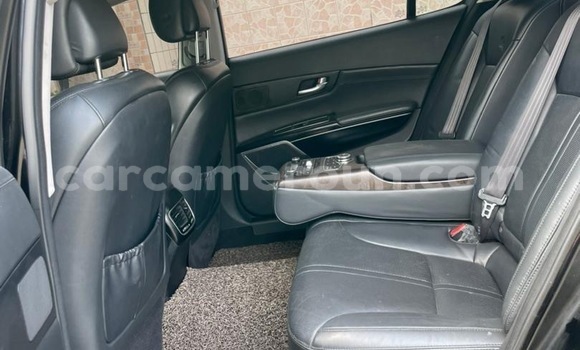 Sayi Na hannu Kia K9 Sauran Mota in Douala a Ƙasar Kamaru Sayi Na hannu Kia K9 Sauran Mota in Douala a Ƙasar Kamaru