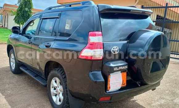 Sayi Na hannu Toyota Prado Black Mota in Yaounde a Babban Kamaru Sayi Na hannu Toyota Prado Black Mota in Yaounde a Babban Kamaru