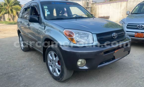 Acheter Occasion Voiture Toyota RAV4 Gris à Douala, Littoral Cameroon Acheter Occasion Voiture Toyota RAV4 Gris à Douala, Littoral Cameroon