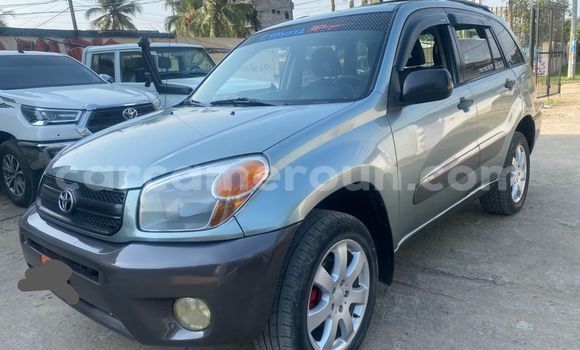 Acheter Occasion Voiture Toyota RAV4 Gris à Douala, Littoral Cameroon Acheter Occasion Voiture Toyota RAV4 Gris à Douala, Littoral Cameroon