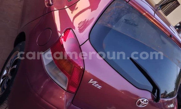 Sayi Na hannu Toyota Vitz Red Mota in Yaounde a Babban Kamaru Sayi Na hannu Toyota Vitz Red Mota in Yaounde a Babban Kamaru