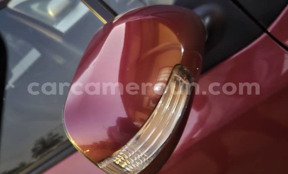 Sayi Na hannu Toyota Vitz Red Mota in Yaounde a Babban Kamaru Sayi Na hannu Toyota Vitz Red Mota in Yaounde a Babban Kamaru