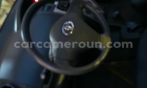 Sayi Na hannu Toyota Vitz Red Mota in Yaounde a Babban Kamaru Sayi Na hannu Toyota Vitz Red Mota in Yaounde a Babban Kamaru
