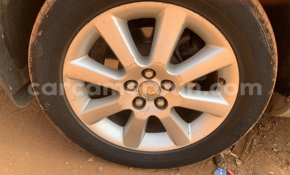 Acheter Occasion Voiture Toyota Avensis Gris à Yaoundé, Central Cameroon Acheter Occasion Voiture Toyota Avensis Gris à Yaoundé, Central Cameroon