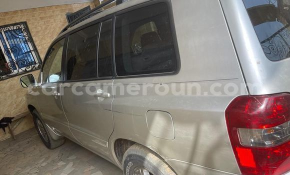 Acheter Occasion Voiture Toyota Highlander Gris à Douala, Littoral Cameroon Acheter Occasion Voiture Toyota Highlander Gris à Douala, Littoral Cameroon