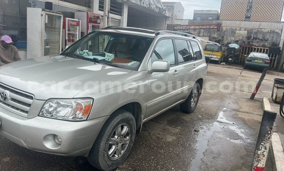 Acheter Occasion Voiture Toyota Highlander Gris à Douala, Littoral Cameroon Acheter Occasion Voiture Toyota Highlander Gris à Douala, Littoral Cameroon