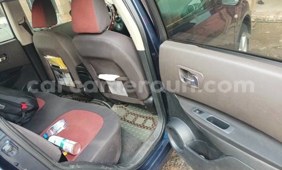 Sayi Na hannu Nissan Qashqai Blue Mota in Douala a Ƙasar Kamaru Sayi Na hannu Nissan Qashqai Blue Mota in Douala a Ƙasar Kamaru