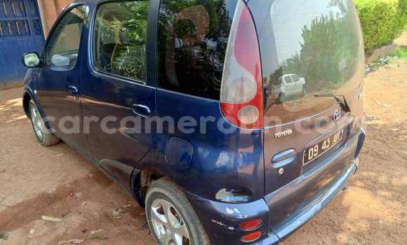 Sayi Na hannu Toyota Verso Blue Mota in Yaounde a Babban Kamaru Sayi Na hannu Toyota Verso Blue Mota in Yaounde a Babban Kamaru