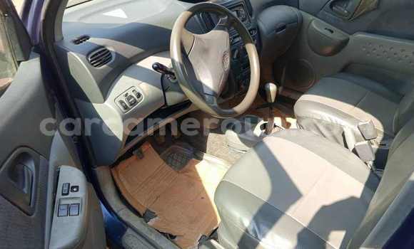 Sayi Na hannu Toyota Verso Blue Mota in Yaounde a Babban Kamaru Sayi Na hannu Toyota Verso Blue Mota in Yaounde a Babban Kamaru
