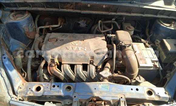 Sayi Na hannu Toyota Verso Blue Mota in Yaounde a Babban Kamaru Sayi Na hannu Toyota Verso Blue Mota in Yaounde a Babban Kamaru