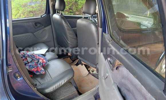 Sayi Na hannu Toyota Verso Blue Mota in Yaounde a Babban Kamaru Sayi Na hannu Toyota Verso Blue Mota in Yaounde a Babban Kamaru