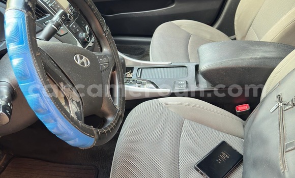 Buy New Hyundai Sonata Black Car in Yaounde in Central Cameroon Buy New Hyundai Sonata Black Car in Yaounde in Central Cameroon