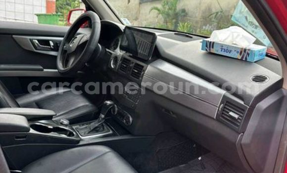 Sayi Na hannu Mercedes-Benz GLC 250D Sauran Mota in Douala a Ƙasar Kamaru Sayi Na hannu Mercedes-Benz GLC 250D Sauran Mota in Douala a Ƙasar Kamaru