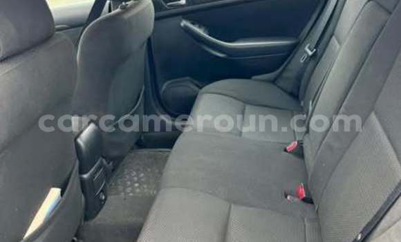 Sayi Na hannu Toyota Avensis Sauran Mota in Douala a Ƙasar Kamaru Sayi Na hannu Toyota Avensis Sauran Mota in Douala a Ƙasar Kamaru