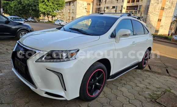 Sayi Na hannu Lexus RX Sauran Mota in Douala a Ƙasar Kamaru Sayi Na hannu Lexus RX Sauran Mota in Douala a Ƙasar Kamaru