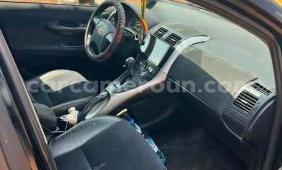 Sayi Na hannu Toyota Blade Sauran Mota in Douala a Ƙasar Kamaru Sayi Na hannu Toyota Blade Sauran Mota in Douala a Ƙasar Kamaru