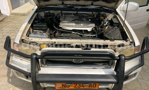 Sayi Na hannu Nissan Pathfinder Sauran Mota in Douala a Ƙasar Kamaru Sayi Na hannu Nissan Pathfinder Sauran Mota in Douala a Ƙasar Kamaru