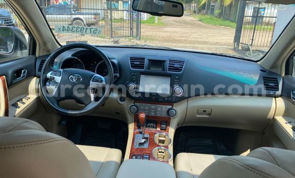Acheter Import Voiture Toyota Highlander Blanc à Douala, Littoral Cameroon Acheter Import Voiture Toyota Highlander Blanc à Douala, Littoral Cameroon