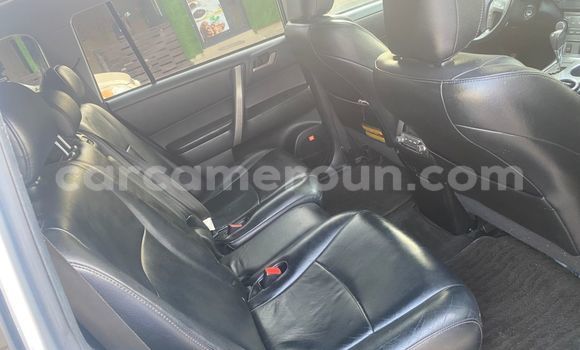 Acheter Import Voiture Toyota Highlander Gris à Douala, Littoral Cameroon Acheter Import Voiture Toyota Highlander Gris à Douala, Littoral Cameroon