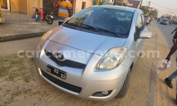 Buy Import Toyota Vitz Silver Car in Douala in Littoral Cameroon