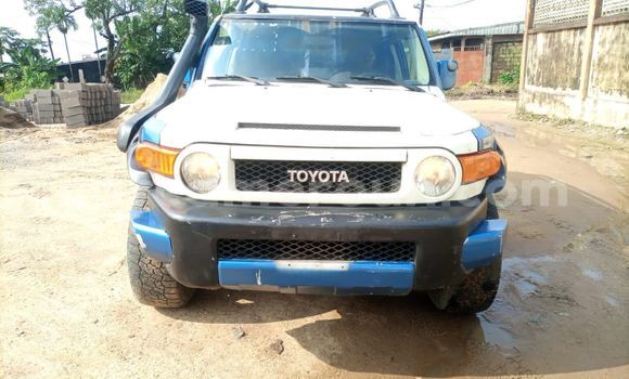 Acheter Occasion Voiture Toyota FJ Cruiser Autre à Douala, Littoral Cameroon Acheter Occasion Voiture Toyota FJ Cruiser Autre à Douala, Littoral Cameroon