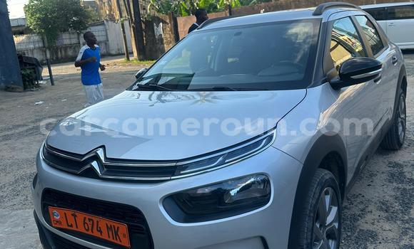 Sayi Na hannu Citroen C4 Brown Mota in Douala a Ƙasar Kamaru
