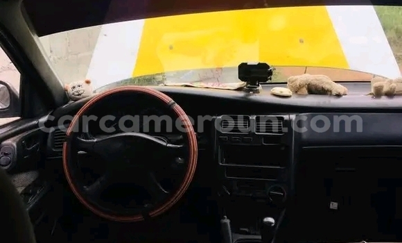 Acheter Occasion Voiture Toyota Carina Blanc à Douala, Littoral Cameroon