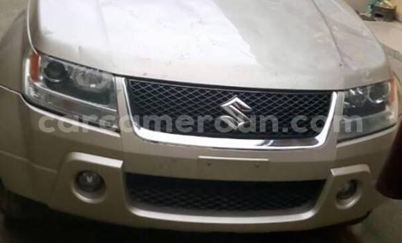 Sayi Na hannu Suzuki Grand Vitara M Mota in Yaounde a Babban Kamaru
